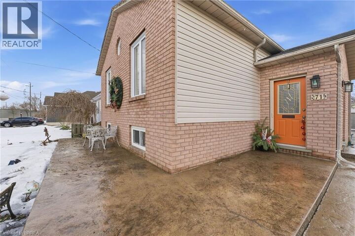 Property Photo:  71 Barnes Avenue  ON N3R 4Y9 