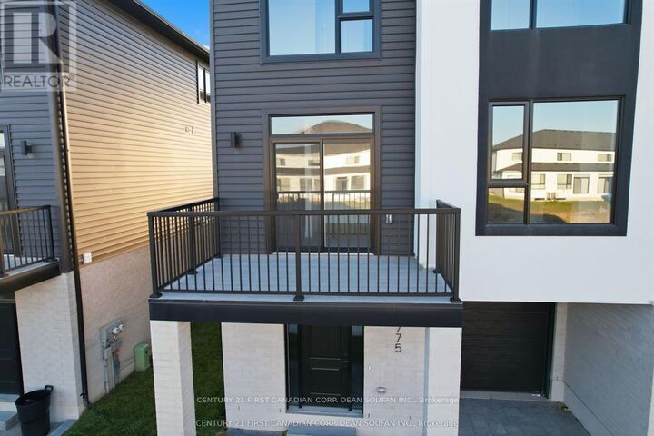 Property Photo:  775 Banyan Lane  ON N6G 5B1 