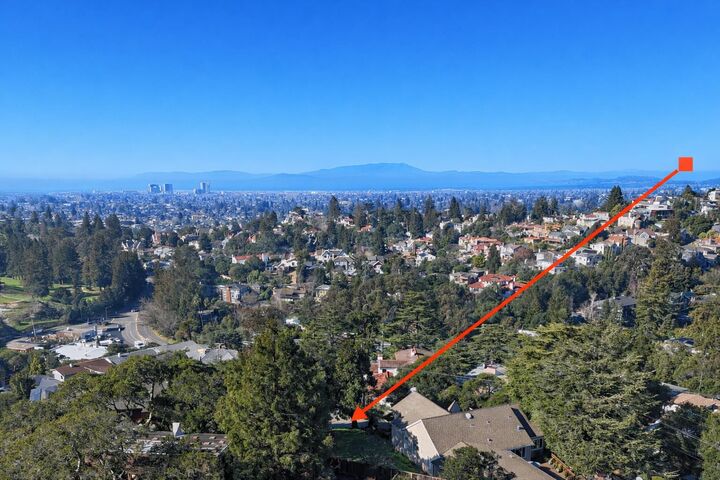 Property Photo:  82 Wilding Ln  CA 94611 