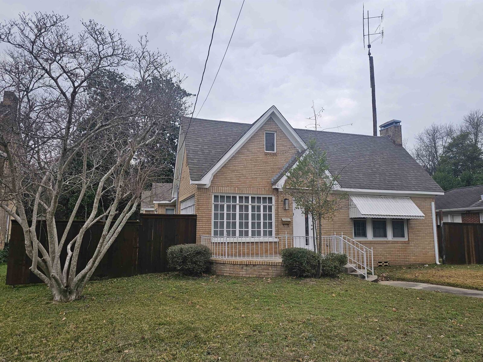 Property Photo: 959 N Marshall St TX 75652