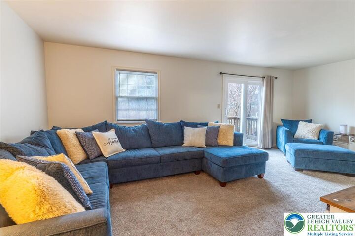 Property Photo:  1049 Barnside Road  PA 18103 