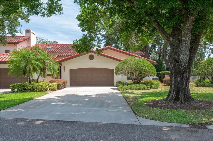 Property Photo:  139 Stratford Court  FL 33844 