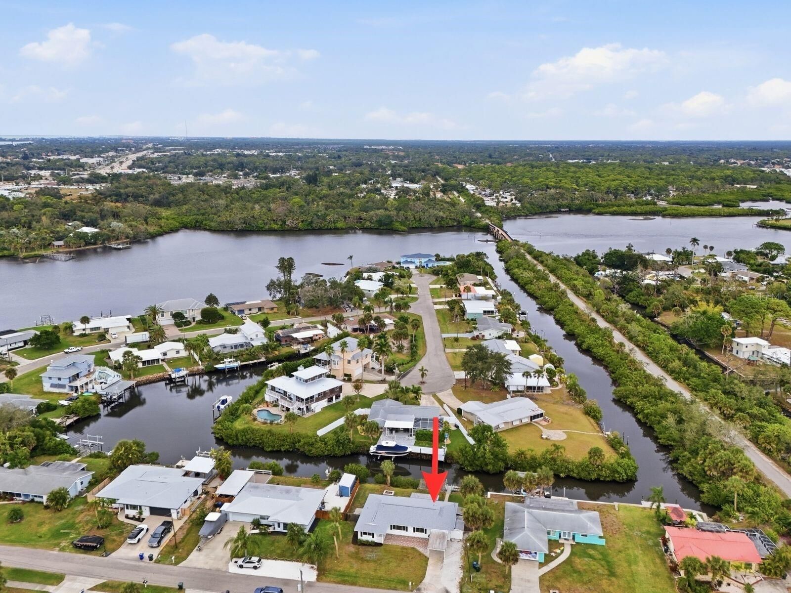 Property Photo:  509 Buena Vista Drive  FL 34275 