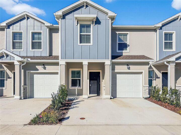 Property Photo:  2735 Skyline Loop  FL 34758 