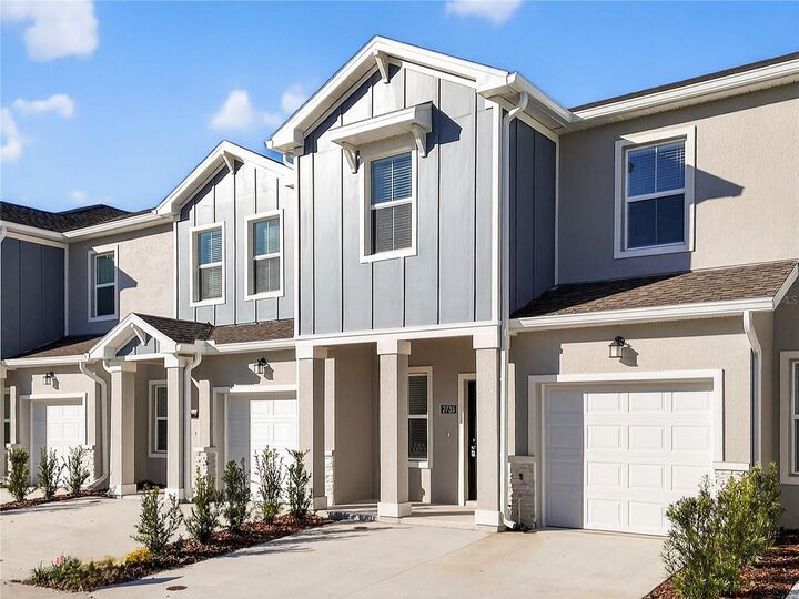 Property Photo:  2735 Skyline Loop  FL 34758 