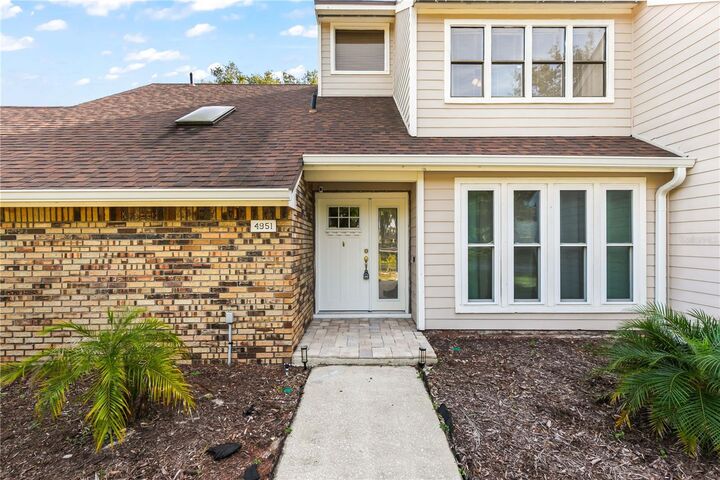 Property Photo: 4951 Courtland Loop FL 32708