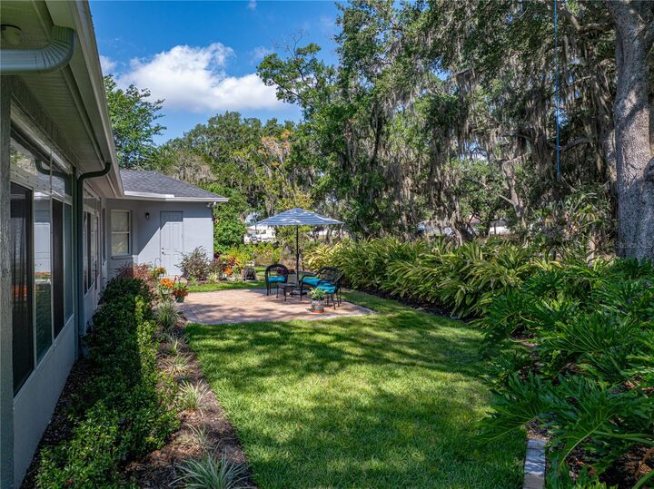 Property Photo:  800 Osprey Landing Drive  FL 33813 
