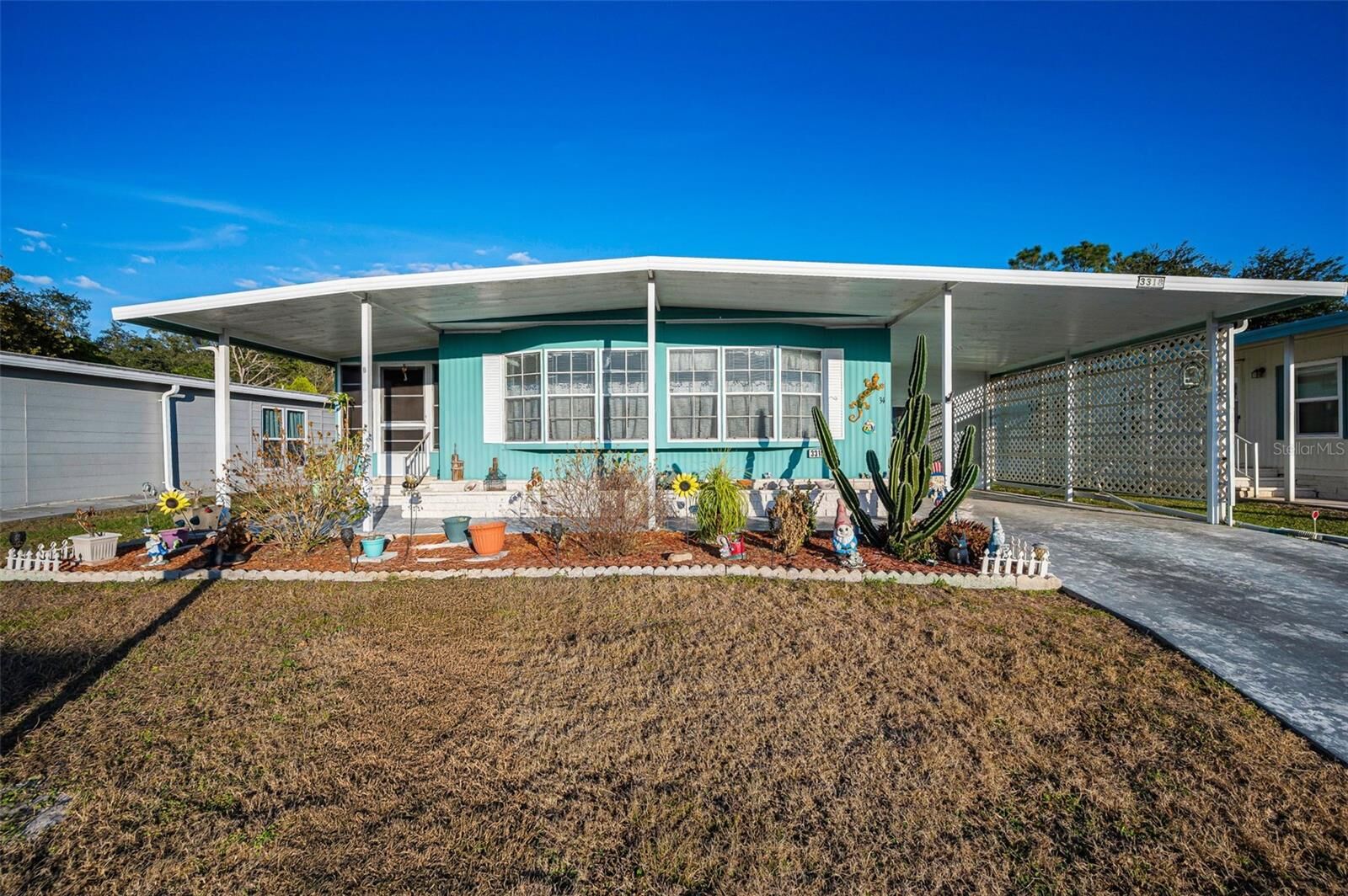 Property Photo:  3318 Carnation Lane  FL 33541 