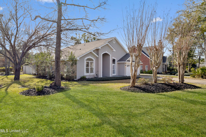 Property Photo:  2559 Rue Palafox  MS 39531 