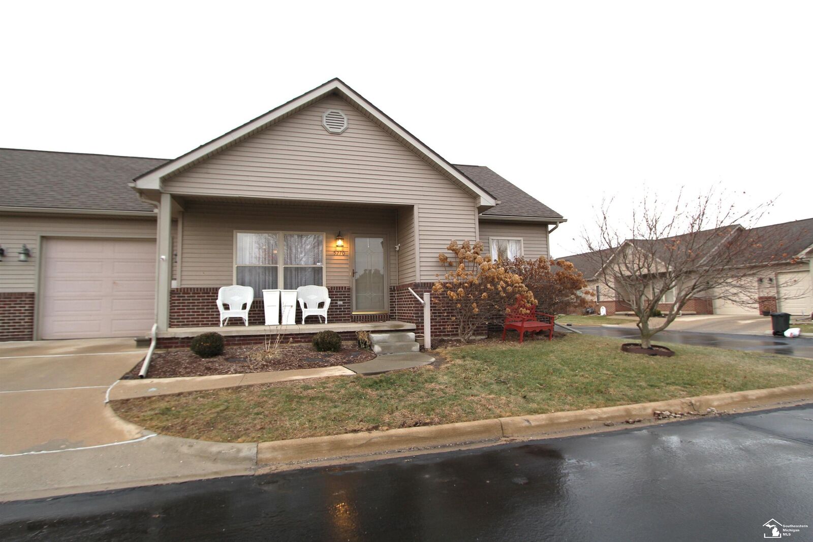 Property Photo: 5270 Sprucewood Drive Unit #14 MI 48161