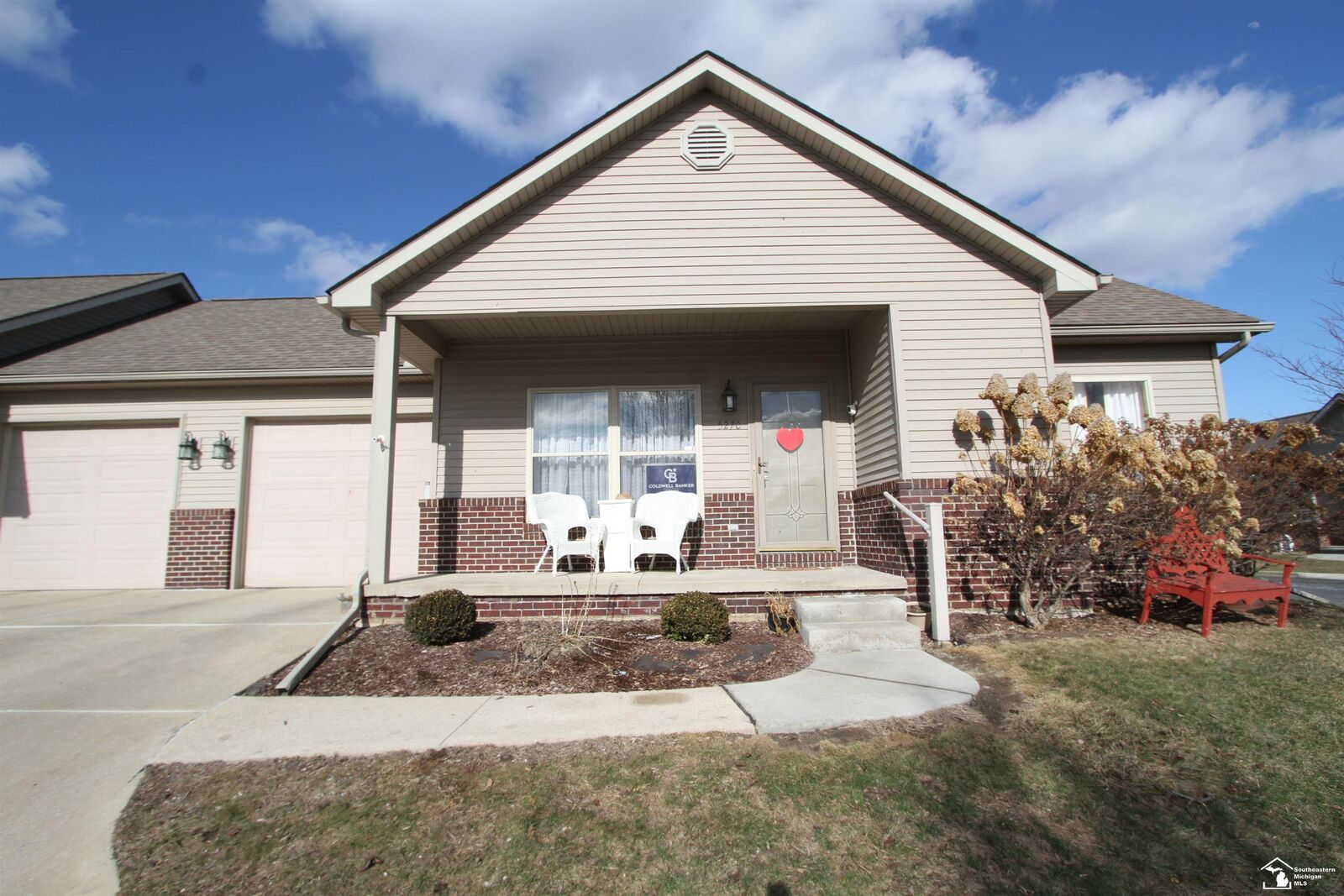 Property Photo:  5270 Sprucewood Drive Unit #14  MI 48161 