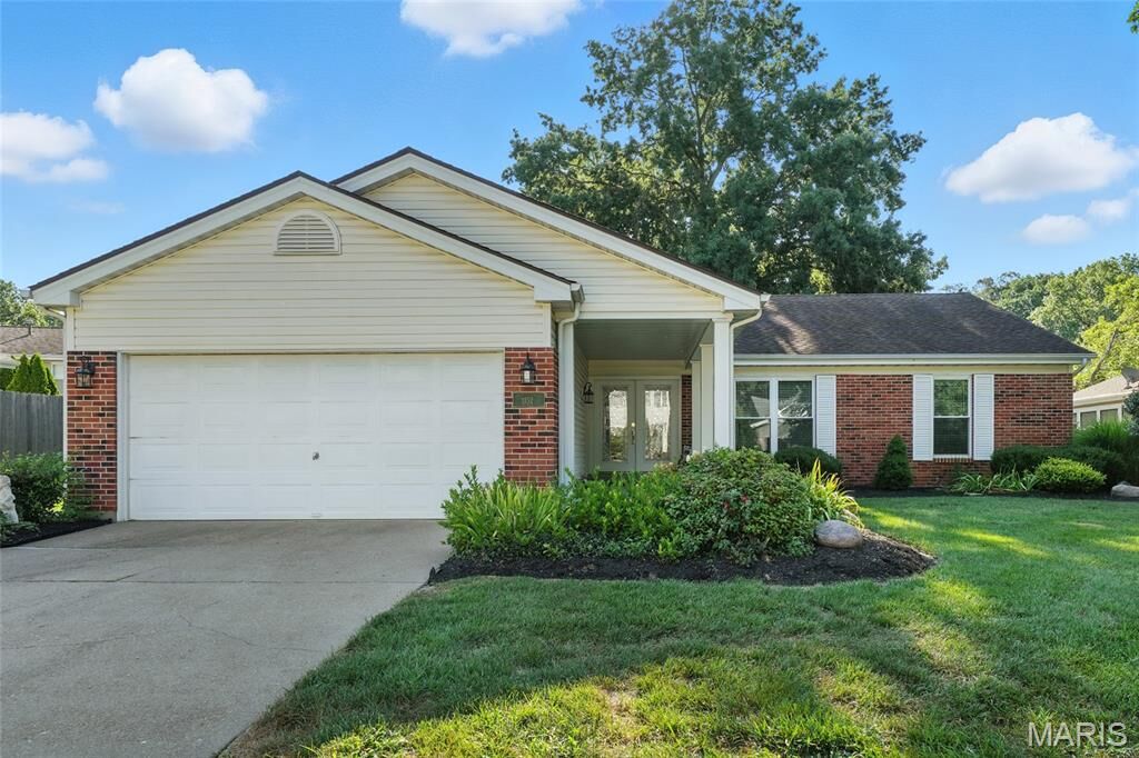 Property Photo:  1152 Hollyberry Drive  MO 63021 
