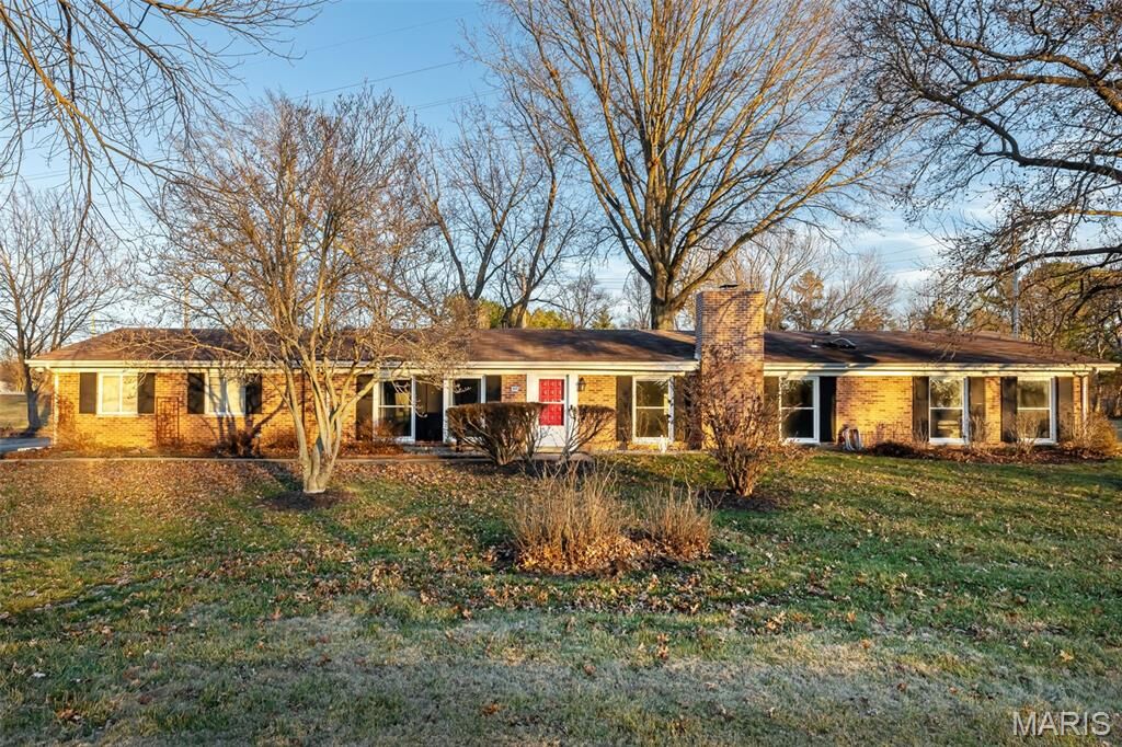 Property Photo:  404 Conway Gardens Lane  MO 63141 