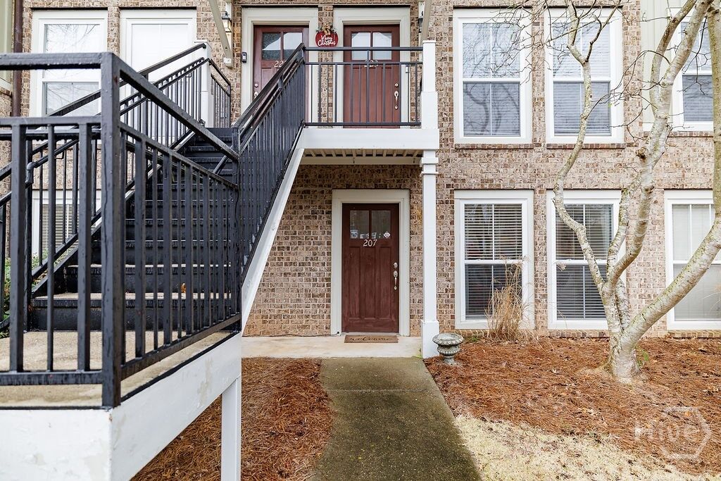 Property Photo:  490 Barnett Shoals Road 207  GA 30605 