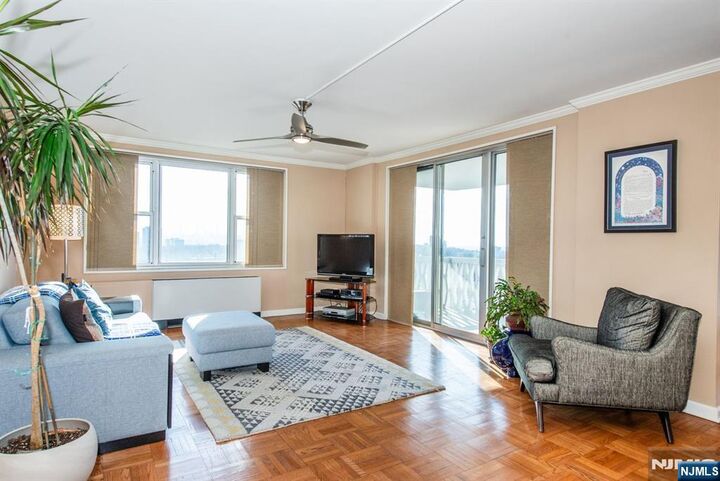 Property Photo:  2000 Linwood Avenue 14K  NJ 07024 