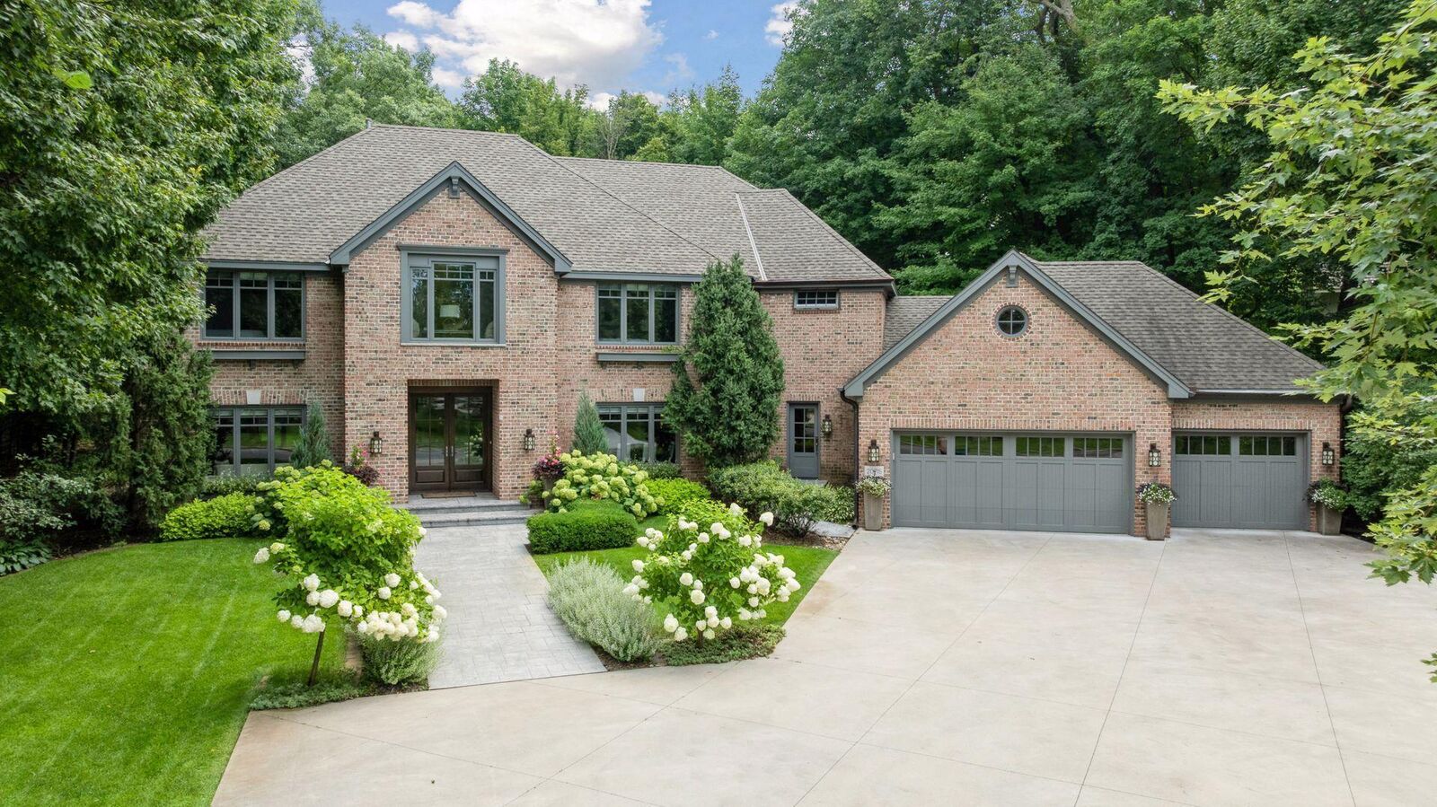 Property Photo: 20715 Linwood Road MN 55331