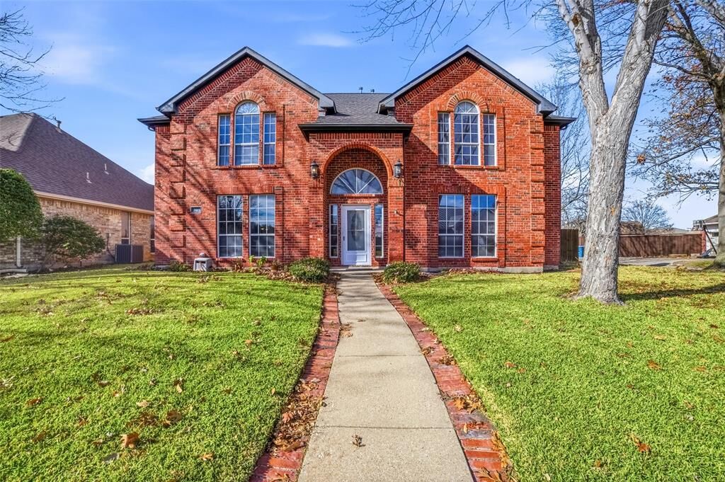 Property Photo:  3613 Bermuda Drive  TX 75088 