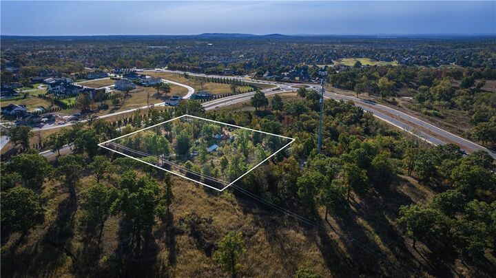 Property Photo: 4400 S Rainbow Road AR 72758