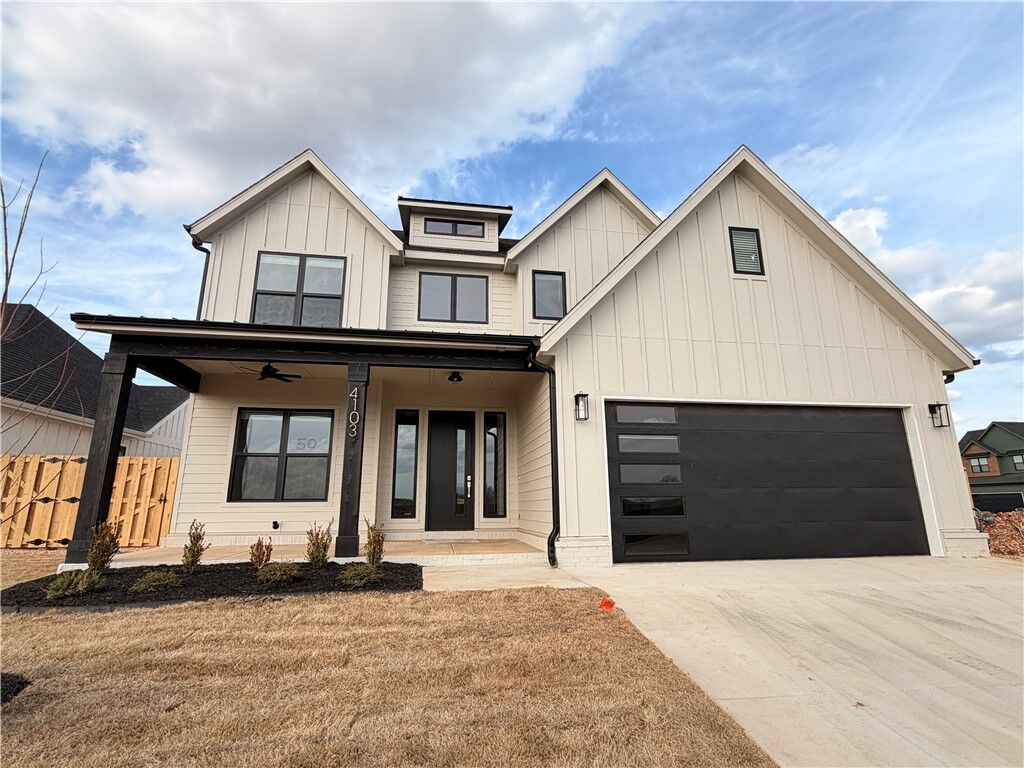 Property Photo:  4103 W Murfield Drive  AR 72758 