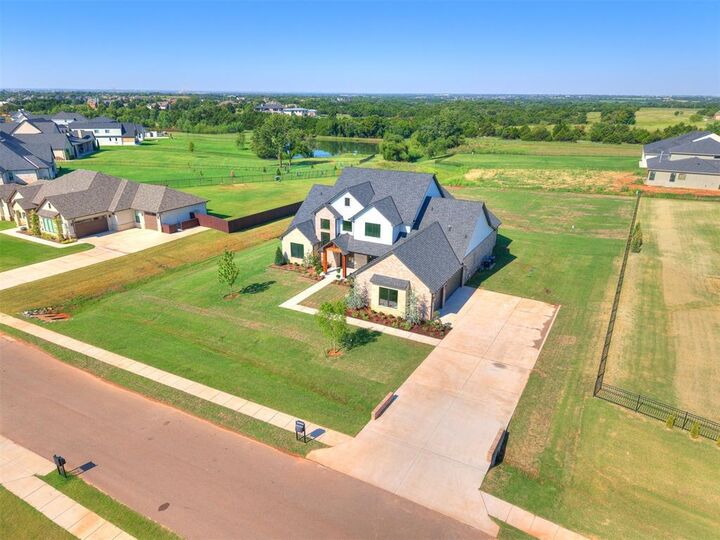 Property Photo:  22645 Forester Lane  OK 73025 