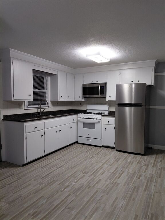 Property Photo:  629 Westford 2  MA 01851 