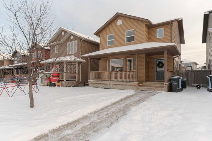 Photo de la propriété:  129 Honeysuckle Way  AB T9K 0M8 