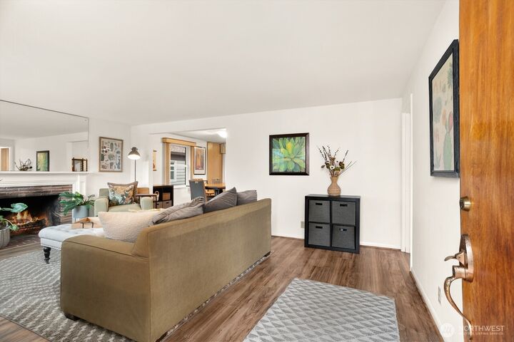 Property Photo:  3542  43rd Avenue W  WA 98199 