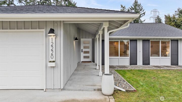 Property Photo: 12220 NE 140th Street WA 98034
