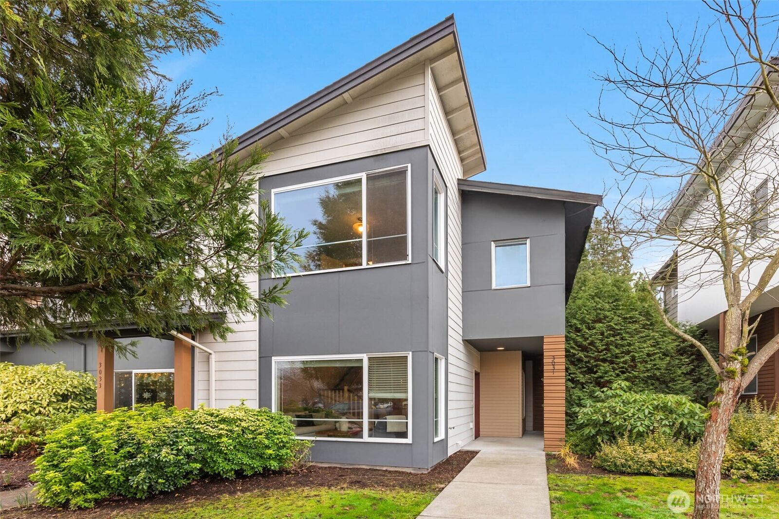 Property Photo:  3031 S Nevada Street  WA 98108 