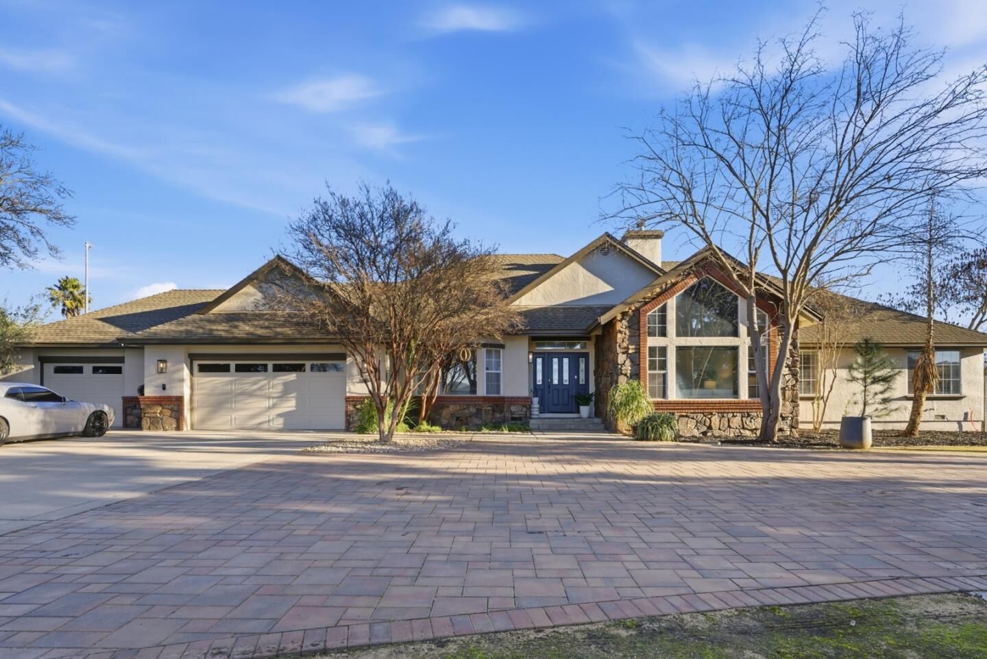 Property Photo:  380 West Middle Avenue  CA 95037 