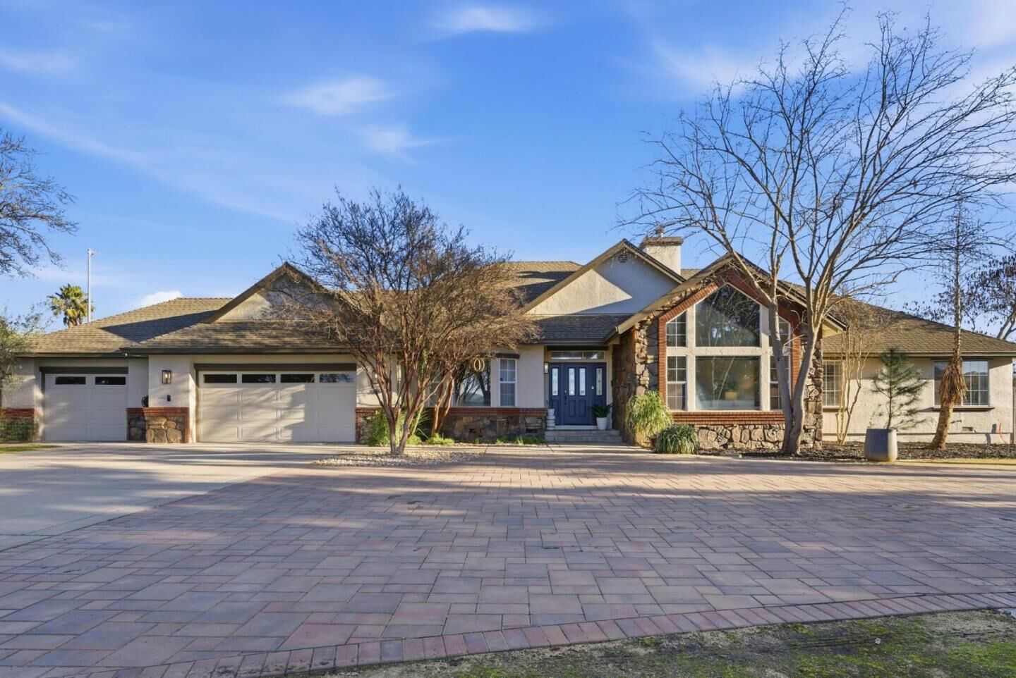 Property Photo:  380 West Middle Avenue  CA 95037 