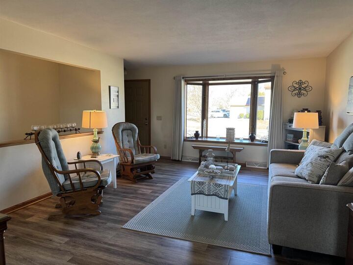 Property Photo:  3730 Park View Drive  WI 53546 