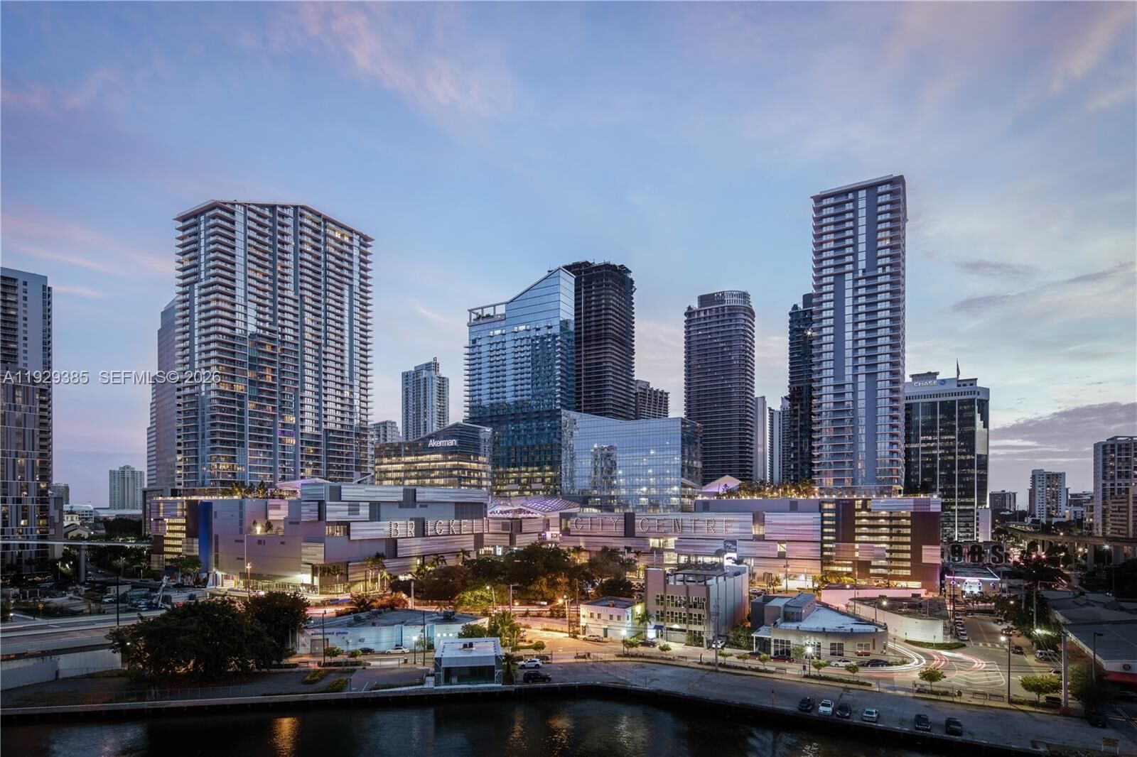 Property Photo: 88 SW 7th St 2501 FL 33130