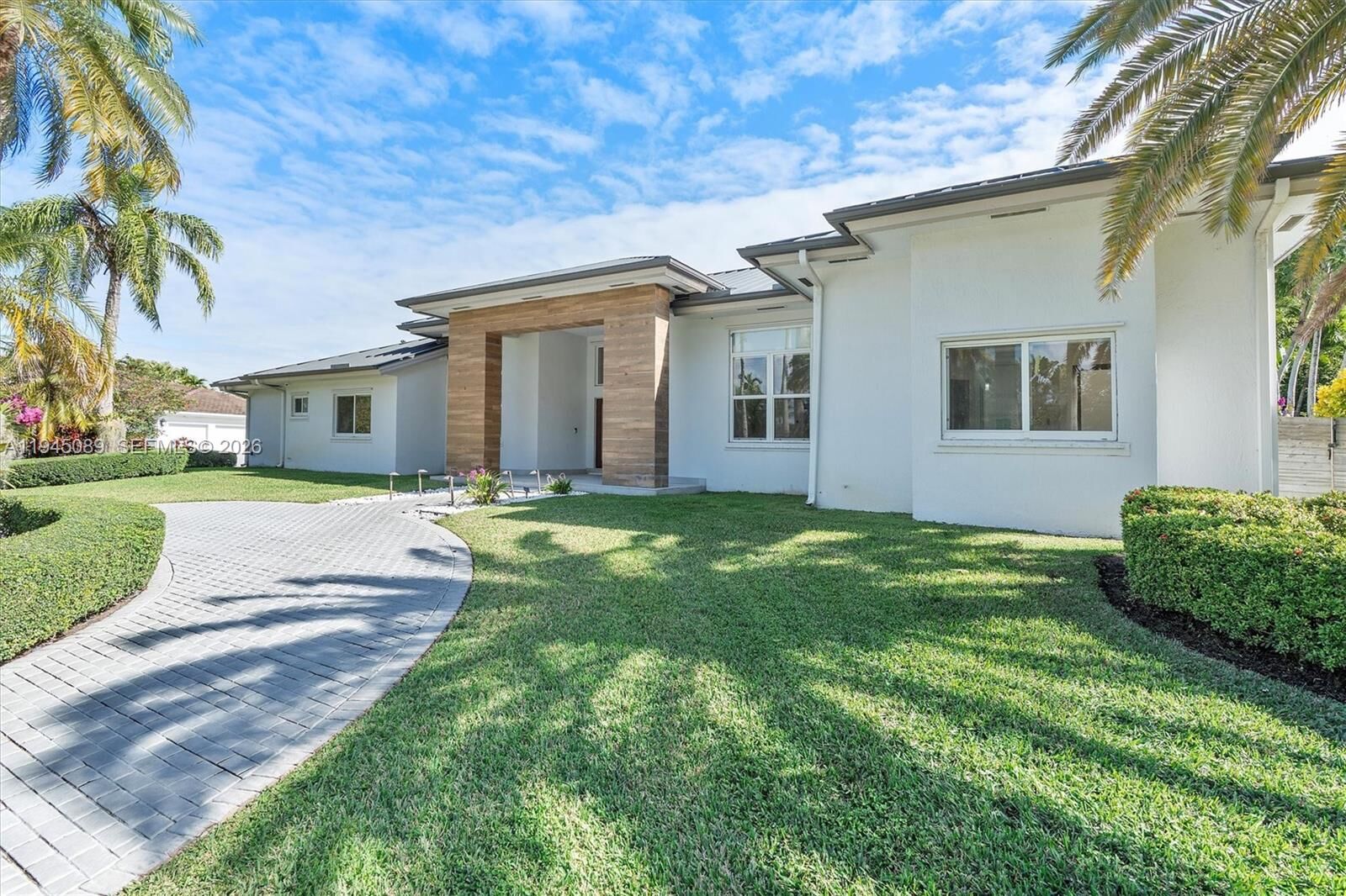 Property Photo:  15501 SW 77th Ave  FL 33157 