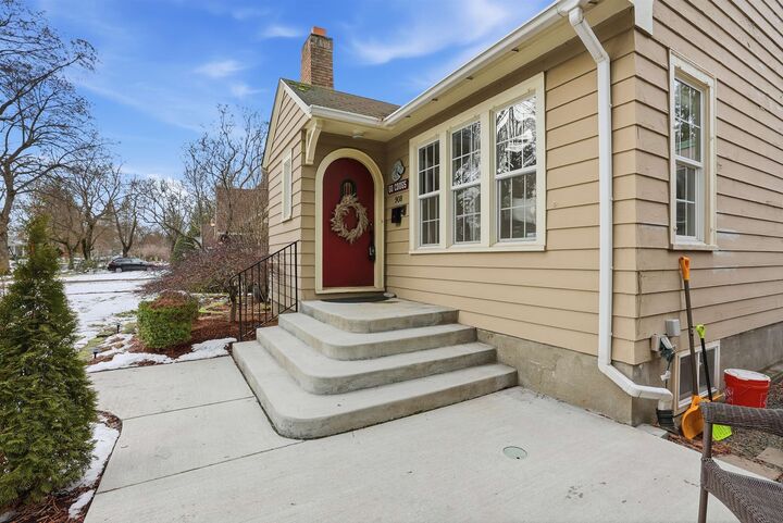 Property Photo:  908 W 20th Ave  WA 99203 