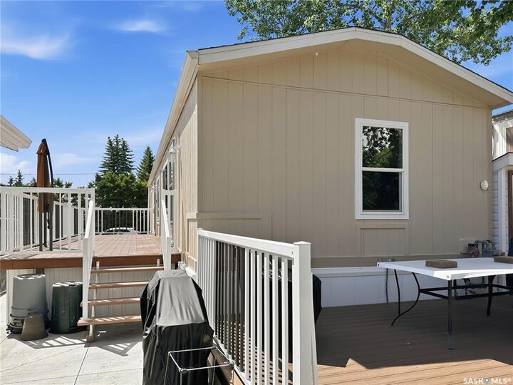 Property Photo:  6 Highland Avenue  SK S0M 0L0 