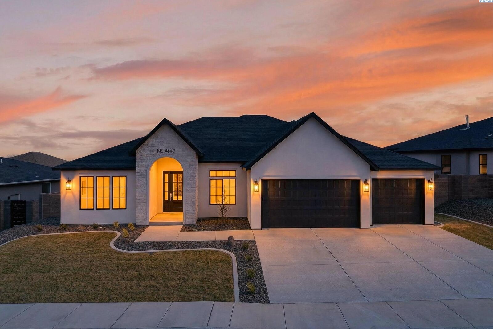 Property Photo:  4849 S Reed St.  WA 99337 