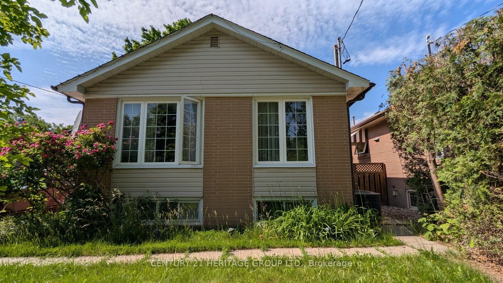Property Photo:  377 Centre Street E Bsmt  ON L4C 1B5 