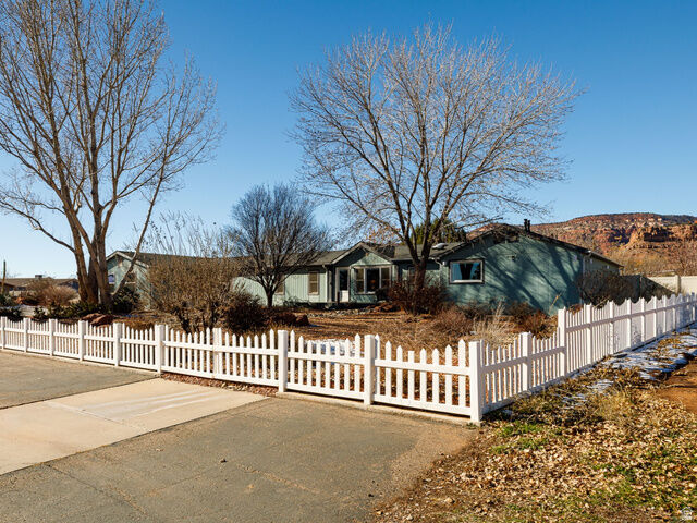 Property Photo:  1392 S Ford Dr  UT 84741 