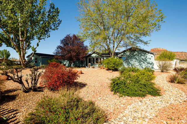 Property Photo:  1392 S Ford Dr  UT 84741 