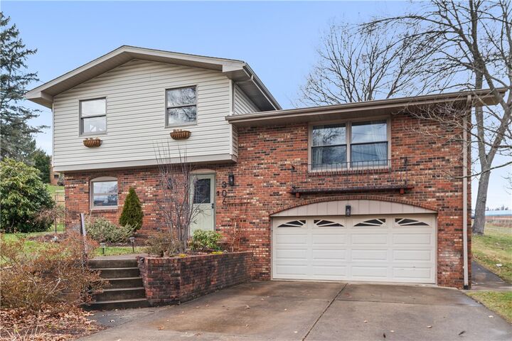 Property Photo:  306 Virginia Drive  PA 15071 