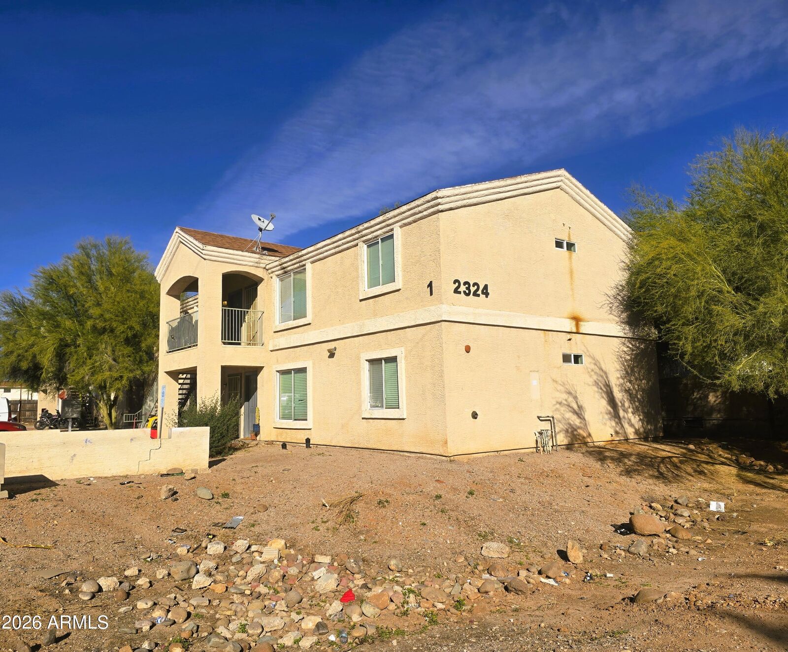 Property Photo:  2324 W Lone Cactus Drive 101  AZ 85027 