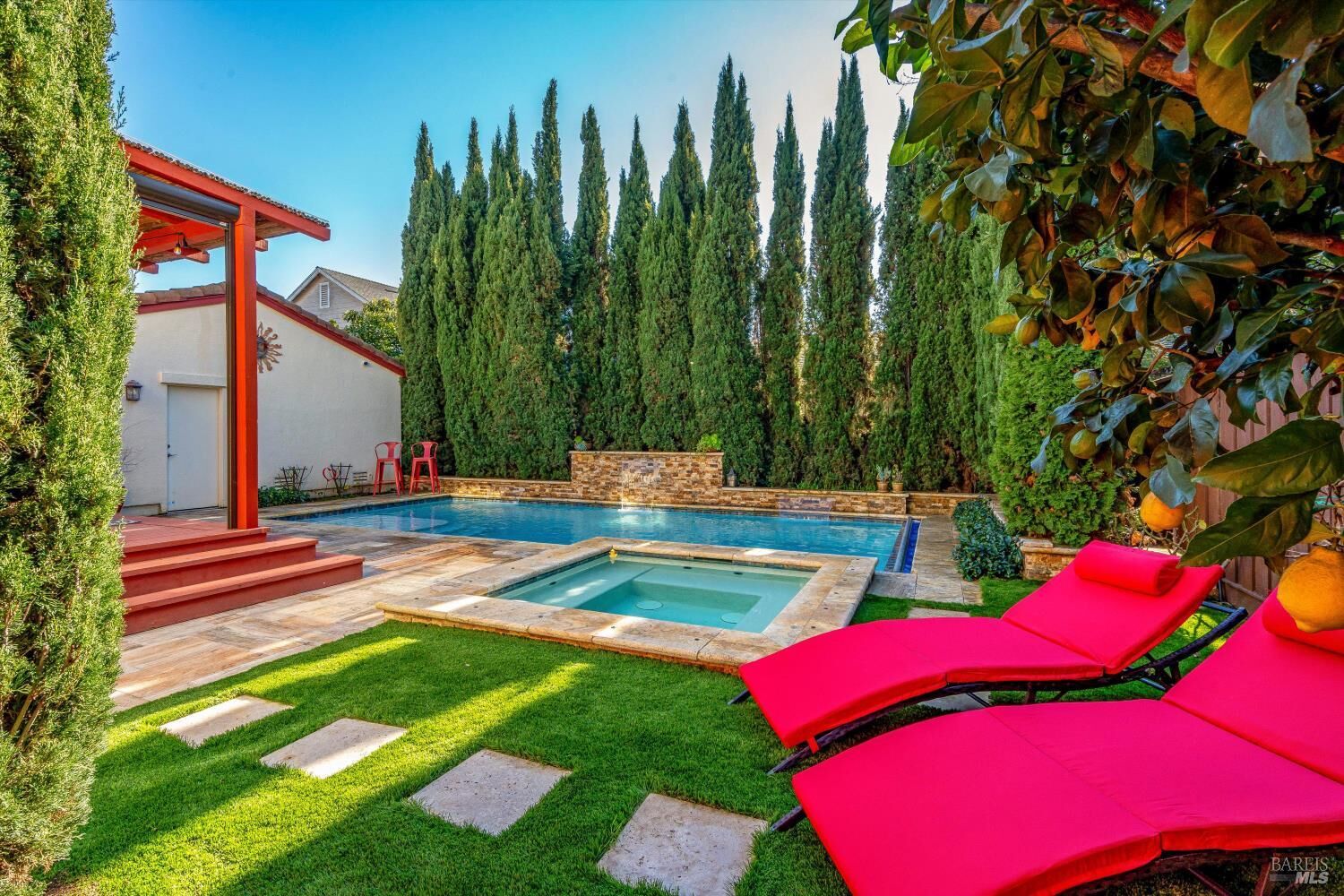 Property Photo:  405 Brockman Lane  CA 95476 