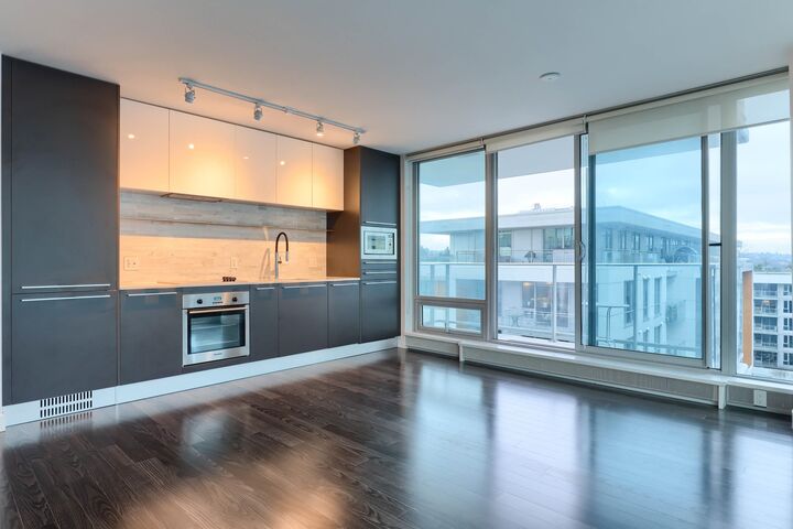 Property Photo: 8031 Nunavut Lane 606 BC V5X 0C9