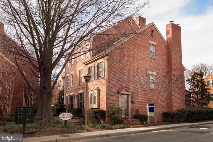 Property Photo:  1210 W Abingdon Drive  VA 22314 