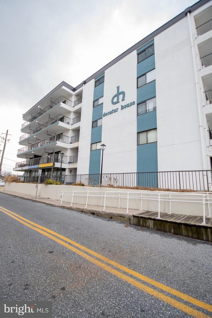 Property Photo: 1201 Atlantic Avenue 303 MD 21842
