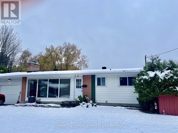 Property Photo:  18 Stinson Avenue  ON K2H 6N1 