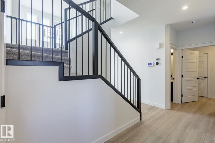 Photo de la propriété:  47 Renwyck Place  AB T7X 4E1 