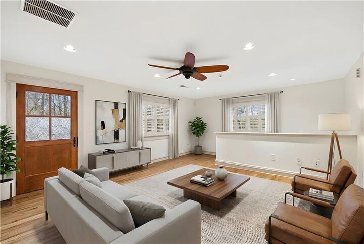 Property Photo:  1429 Lakeview Road  GA 30017 