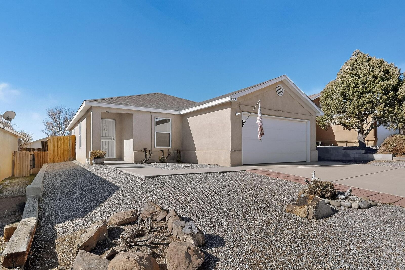 Property Photo:  10715 Pinon Park Court NW  NM 87114 